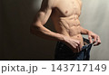 ⁠シックスパックと綺麗な肉体美の日本人男性 上半身⁠ 143717149