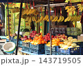マーケットの新鮮な果物 143719505