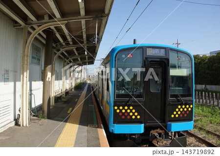 鶴見線大川支線の風景 大川駅(E131系) 鶴見線大川支線の風景 大川駅(E131系) 143719892