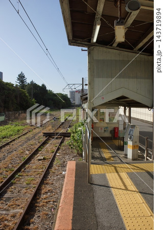 鶴見線大川支線の風景 大川駅車両止め 鶴見線大川支線の風景 大川駅車両止め 143719894