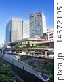 新しくなった御茶ノ水駅 143721951