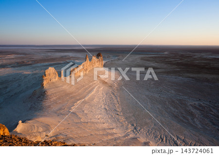 Stunning Mangystau landscape, Kazakhstan. Ak Orpa pinnacles view, Bozzhira valley 143724061