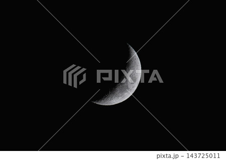 Crescent Moon in Dark Sky over Bali, Taiwan Crescent Moon in Dark Sky over Bali, Taiwan 143725011