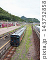 有田駅を出発するJR九州YC1系気動車 143732858