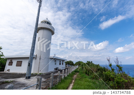 沖縄最北端　伊平屋島灯台 143734788