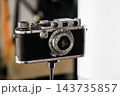 レトロなカメラ 143735857