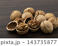 殻のくるみ 143735877