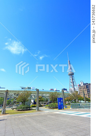 愛知県名古屋市、名古屋テレビ塔と水の宇宙船の風景 143736682