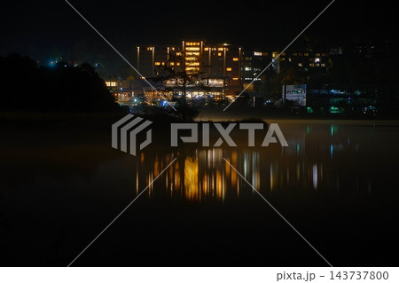 白樺湖畔の夜景 143737800