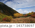 中央アルプス　紅葉の駒ヶ岳　秋風景 143738697