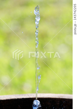 公園の水飲み場 公園の水飲み場 143742205