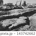 古写真　1923年9月　横浜　関東大震災で起きた地割れ（前田橋付近） 143742662