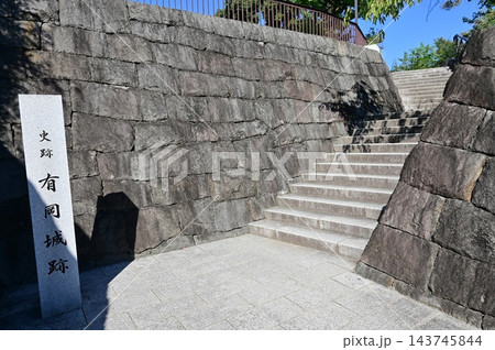 伊丹城(有岡城)の石垣と階段 伊丹城(有岡城)の石垣と階段 143745844