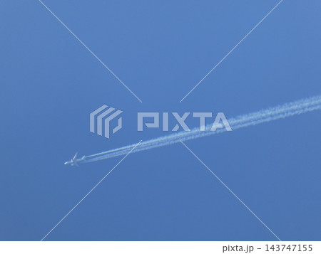 空とジェット機 143747155