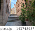 ドイツ_ニュルンベルク_朝の路地 143748987