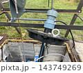 Lifting and lowering equipment for borehole pump Lifting and lowering equipment for borehole pump 143749269