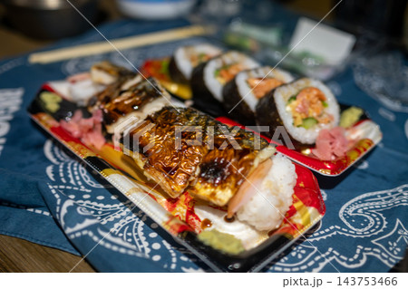 日本のスーパーで買って食べたとても美味しい寿司 日本のスーパーで買って食べたとても美味しい寿司 143753466