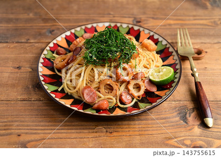 バター醤油ちくわパスタ バター醤油ちくわパスタ 143755615