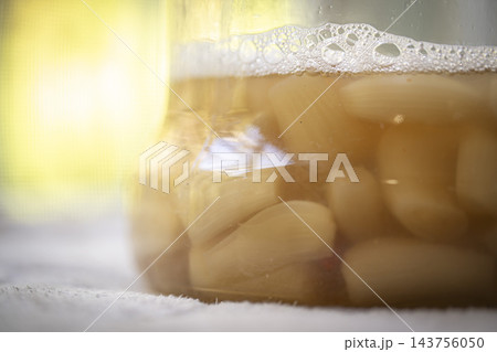 自家製のらっきょうの甘酢漬け 自家製のらっきょうの甘酢漬け 143756050