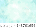 水彩風の淡い水色のにじみ背景素材 143761654