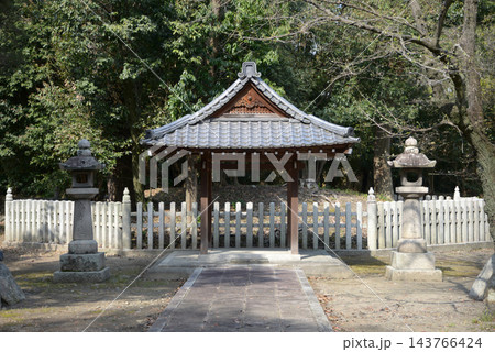 蓮如上人御廟所 京都市山科区西野大手先町 蓮如上人御廟所 京都市山科区西野大手先町 143766424