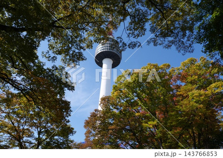 Famous N Seoul Tower landmark and urban skyline view from Namsan Mountain Famous N Seoul Tower landmark and urban skyline view from Namsan Mountain 143766853