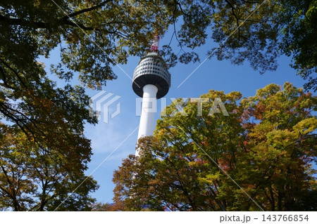 Famous N Seoul Tower landmark and urban skyline view from Namsan Mountain 143766854