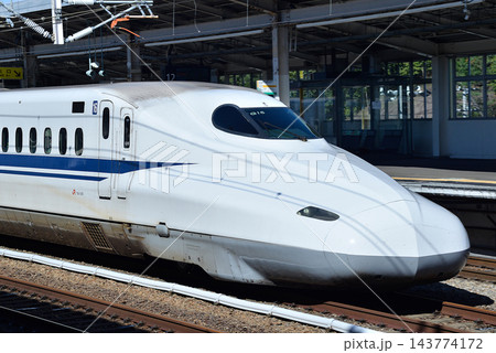 N700系新幹線　山陽新幹線東海道新幹線 143774172