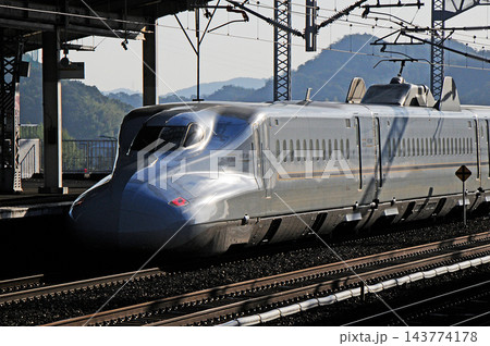 N700系新幹線 山陽新幹線九州新幹線 N700系新幹線 山陽新幹線九州新幹線 143774178