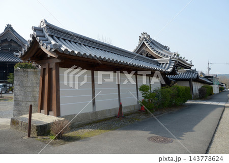 本願寺山科別院　外壁　京都市山科区東野狐藪町 143778624