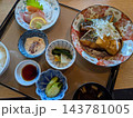 煮魚と刺身の昼ランチ定食 143781005