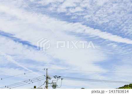 秋の空と雲 秋の空と雲 143783614