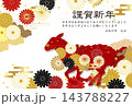 花柄と赤いシルエットが特徴の伝統的な和風グリーティングカード 143788227