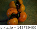 秋の味覚柿 143789400