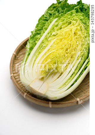 縦に切った白菜の断面 縦に切った白菜の断面 143798295