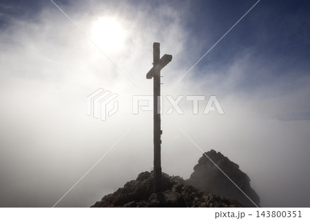 Summit cross  at Taubenstein mountain, Mangfall Mountains, Bavaria, Germany 143800351