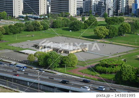 5月、大阪歴史博物館から見える難波宮跡 5月、大阪歴史博物館から見える難波宮跡 143801995