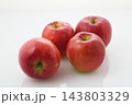 複数のりんごジョナゴールド 143803329