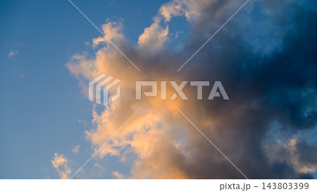 夕空素材 143803399