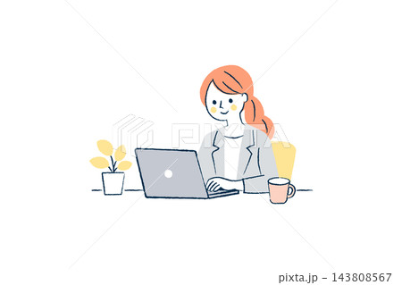 ノートパソコンで仕事をする笑顔の女性会社員|女性、パソコン、観葉植物、マグカップ、椅子 ノートパソコンで仕事をする笑顔の女性会社員|女性、パソコン、観葉植物、マグカップ、椅子 143808567