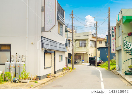 京成松戸線・くぬぎ駅　駅前 143810942