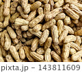 Background pattern of boiled unpeeled peanuts in shells 143811609