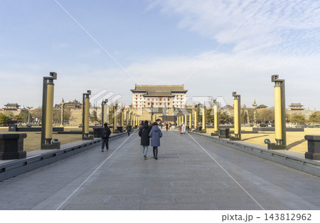 Xi'an, China - Dec 30, 2024 : The towers and city wall of of the south gate of Xi'an, China in Dec 30, 2024. Xi'an, China - Dec 30, 2024 : The towers and city wall of of the south gate of Xi'an, China in Dec 30, 2024. 143812962