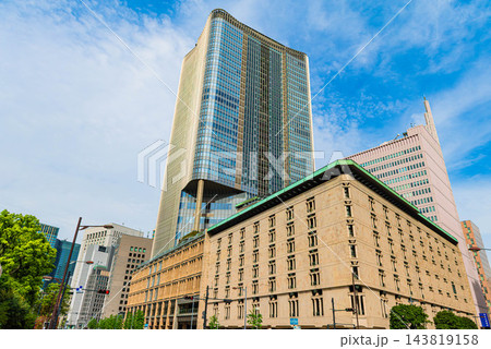 日本生命日比谷ビルと背景の都市風景 日本生命日比谷ビルと背景の都市風景 143819158