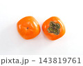 新鮮な柿 143819761