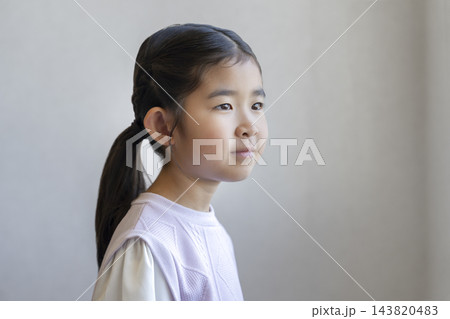 小学一年生の女の子 ポートレート 小学一年生の女の子 ポートレート 143820483