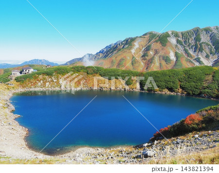 富山県 みくりが池と立山連峰 10月 富山県 みくりが池と立山連峰 10月 143821394