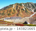 富山県 紅葉の立山連峰と雷鳥荘 10月 富山県 紅葉の立山連峰と雷鳥荘 10月 143821665