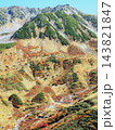 富山県 紅葉に染まる立山連峰 雄山 10月 富山県 紅葉に染まる立山連峰 雄山 10月 143821847