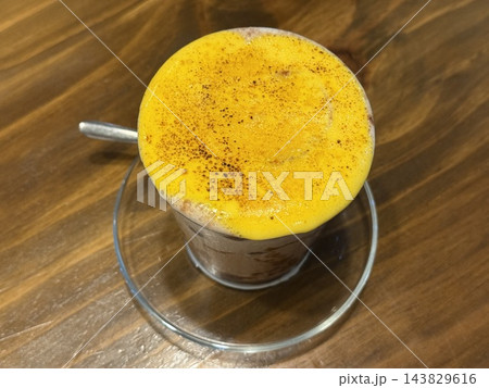 Vietnamese Egg Coffee with Creamy Yellow Foam 143829616